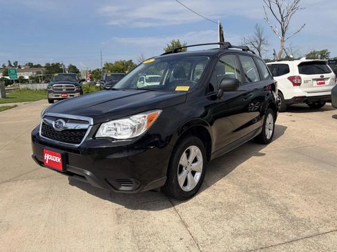 Used 2016 Subaru Forester 2.5i w/ Alloy Wheel Package AWD/4WD image 3