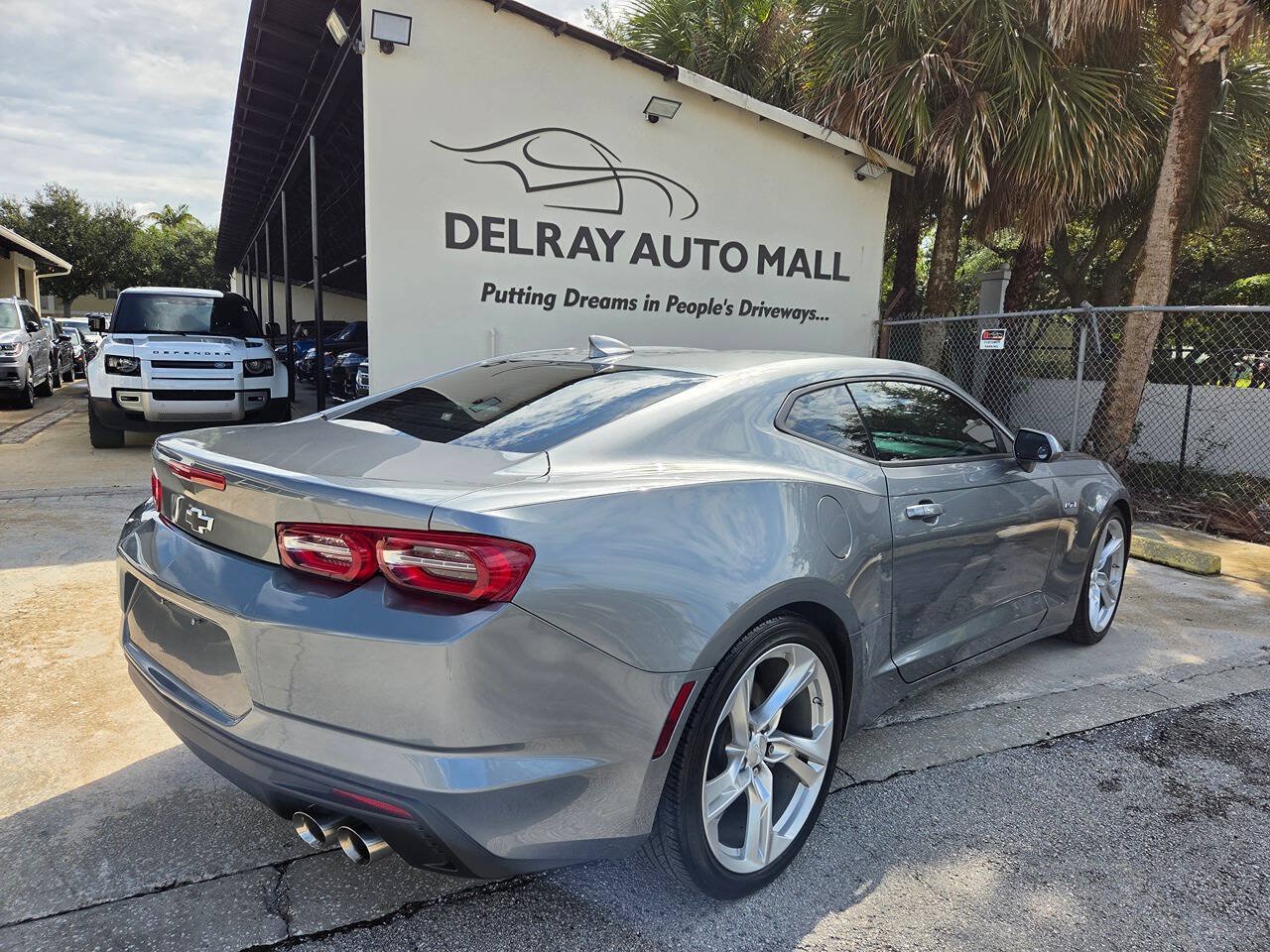 Used 2021 Chevrolet Camaro LT RWD image 5