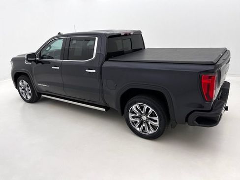 Used 2023 GMC Sierra 1500 Denali w/ Denali Reserve Package AWD/4WD image 10