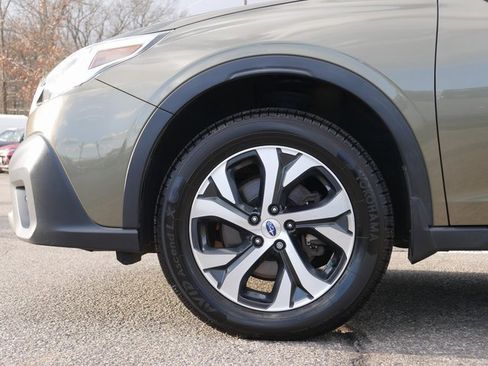 Used 2020 Subaru Outback Touring XT image 10
