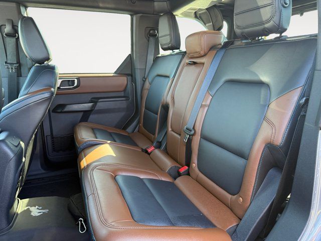 Used 2024 Ford Bronco Outer Banks w/ Sasquatch Package AWD/4WD image 12