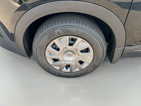 New 2026 Nissan Kicks S FWD image 25