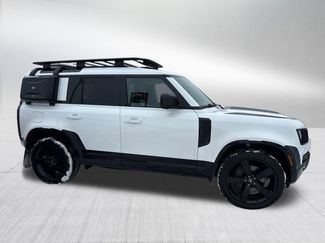 Used 2024 Land Rover Defender 110 X-Dynamic SE video 2