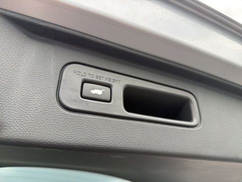 Certified 2023 Honda Pilot Elite image 23