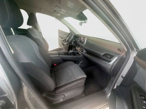 Used 2023 Nissan Rogue SV AWD/4WD image 35