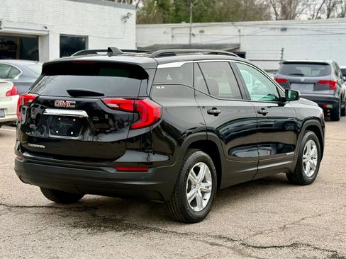 Used 2019 GMC Terrain SLE w/ Driver Convenience Package image 5