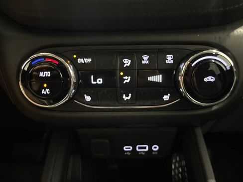 Used 2023 Chevrolet TrailBlazer LT w/ Convenience Package AWD/4WD image 21