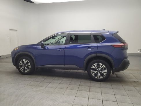 Used 2022 Nissan Rogue SV AWD/4WD image 2