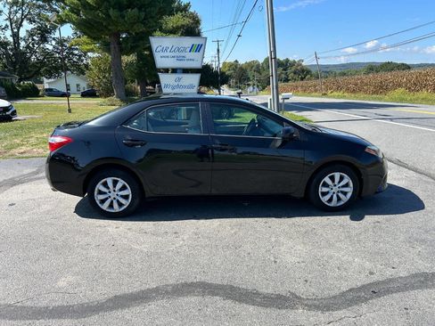 Used 2015 Toyota Corolla LE image 5
