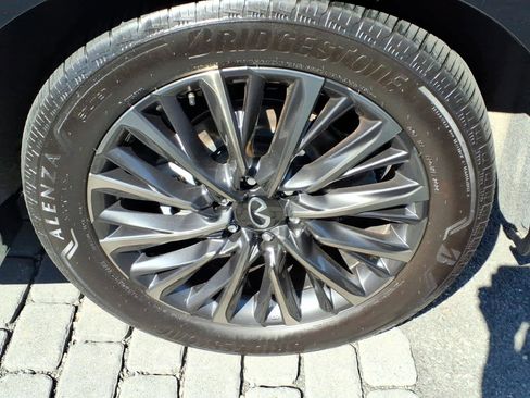 Certified 2025 INFINITI QX80 Autograph AWD/4WD image 7
