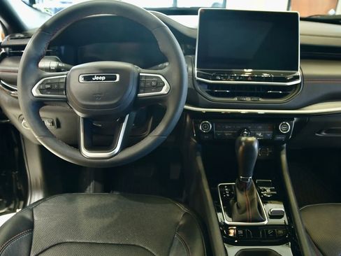 Used 2023 Jeep Compass Trailhawk w/ Trailhawk Elite Group image 13