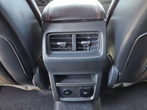 Used 2024 Ford Edge ST-Line AWD/4WD image 11