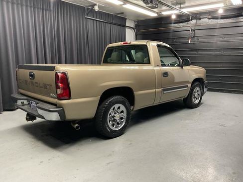 Used 2005 Chevrolet Silverado 1500 2WD Regular Cab image 5