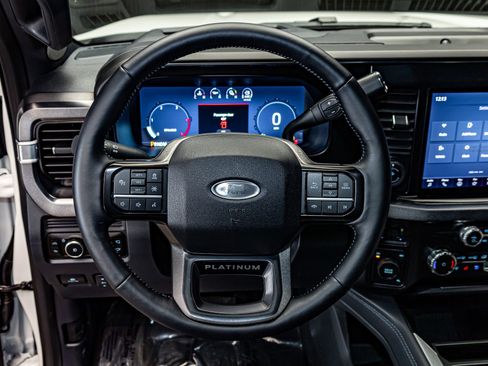 Used 2026 Ford F450 Platinum image 18