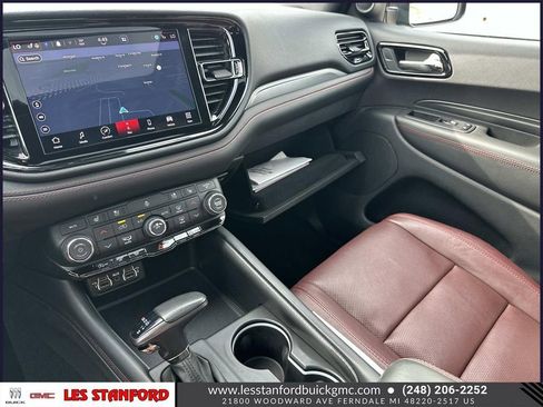 Used 2024 Dodge Durango GT image 36