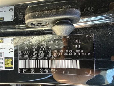 Used 2025 Toyota Corolla Cross LE image 25