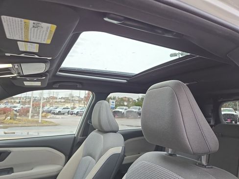 Certified 2025 Subaru Forester Premium image 26