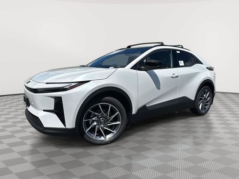 New 2026 Toyota C-HR AWD/4WD image 1