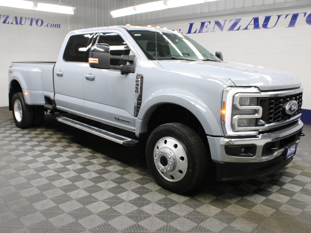 Used 2025 Ford F450 Lariat w/ FX4 Off-Road Package AWD/4WD image 3
