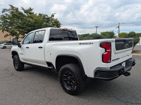 Used 2026 Chevrolet Silverado 2500 ZR2 w/ ZR2 Bison Edition AWD/4WD image 5