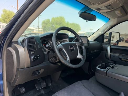 Used 2014 GMC Sierra 2500 SLE AWD/4WD image 19