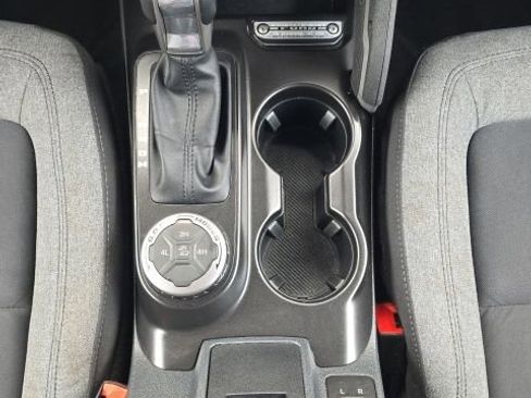 Used 2022 Ford Bronco Big Bend image 34