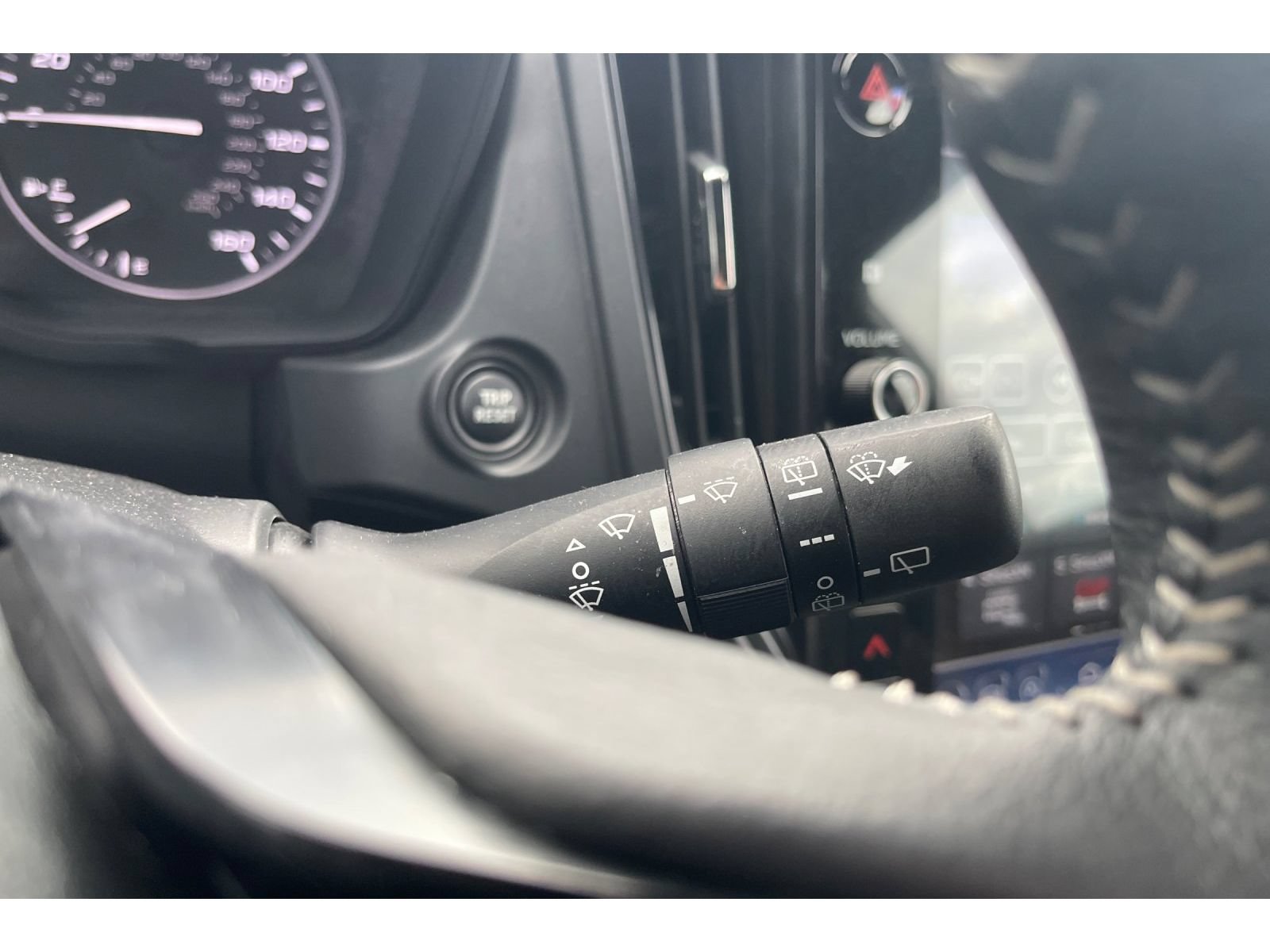 Certified 2026 Subaru Forester Premium AWD/4WD image 36