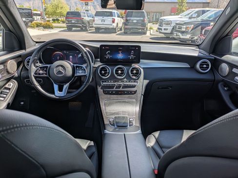 Used 2021 Mercedes-Benz GLC 300 4MATIC image 30