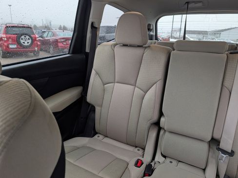 Certified 2025 Subaru Ascent Premium image 12