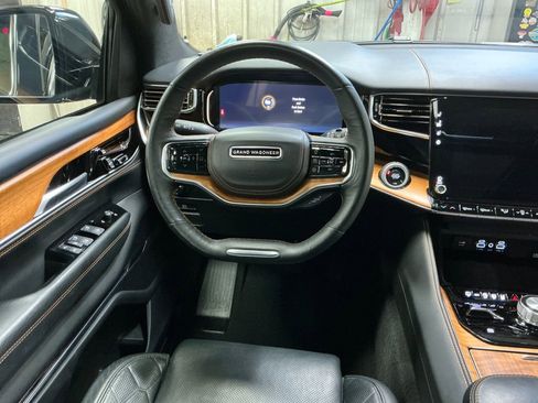 Certified 2024 Jeep Grand Wagoneer L Series III AWD/4WD image 17