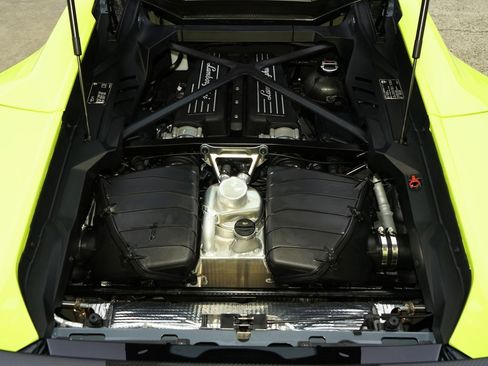 Used 2024 Lamborghini Huracan Tecnica image 27