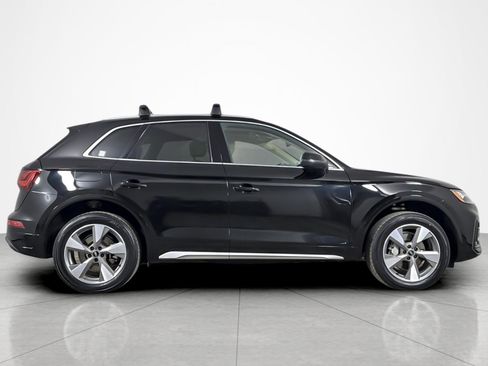 Used 2023 Audi Q5 2.0T Premium Plus w/ Premium Plus Package AWD/4WD image 6