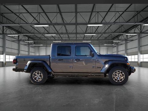 New 2026 Jeep Gladiator Sport image 5