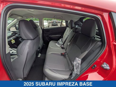 Certified 2025 Subaru Impreza 2.0i image 8