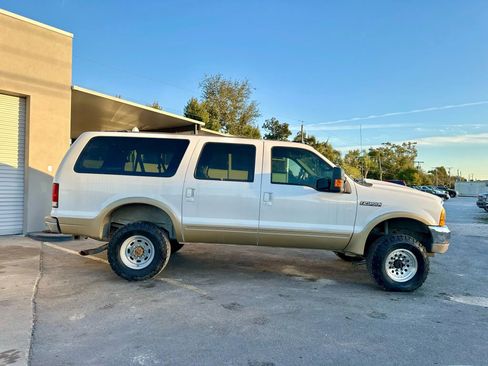 Used 2000 Ford Excursion Limited image 5