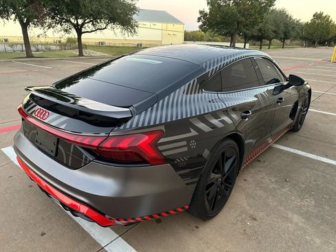 Used 2023 Audi RS e-tron GT image 9
