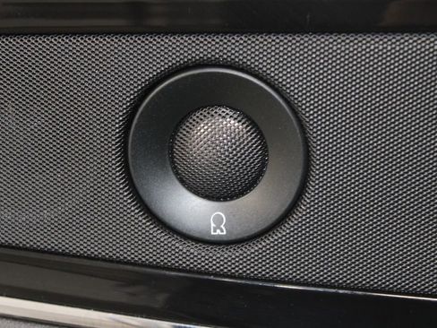 Used 2023 Lincoln Nautilus Reserve w/ Equipment Group 201A image 28