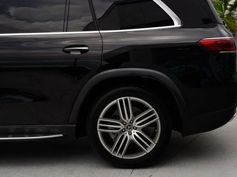 Used 2023 Mercedes-Benz GLS 450 4MATIC image 13