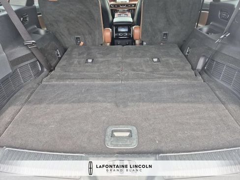 Used 2022 Lincoln Aviator Reserve w/ Equipment Group 201A AWD/4WD image 30