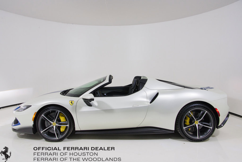 Used 2024 Ferrari 296 GTS RWD image 8