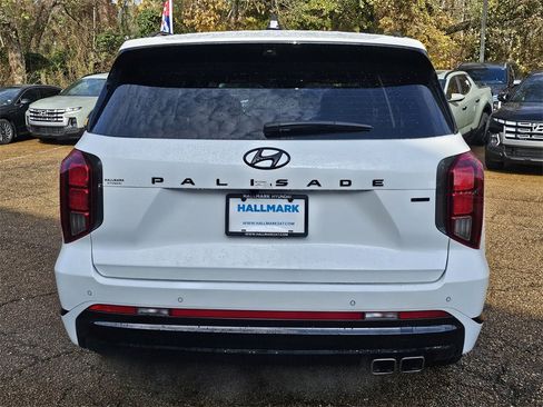 Certified 2025 Hyundai Palisade Calligraphy image 5