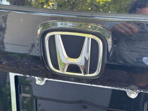 Used 2024 Honda CR-V EX-L image 9