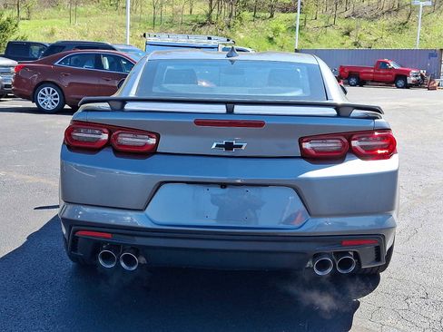 Used 2021 Chevrolet Camaro LT image 5