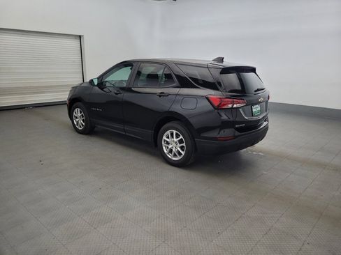Used 2024 Chevrolet Equinox LS w/ LS Convenience Package AWD/4WD image 3