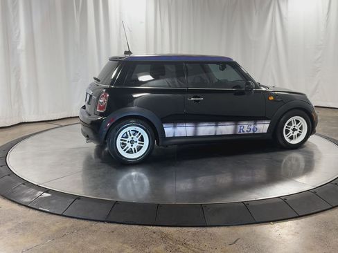 Used 2013 MINI Cooper Hardtop image 9