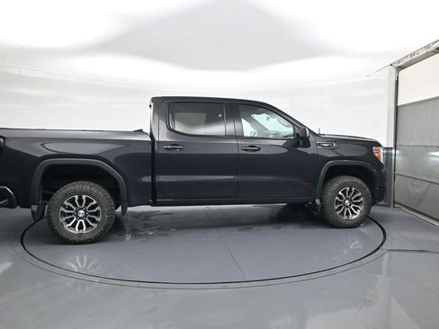 Used 2020 GMC Sierra 1500 AT4 w/ AT4 Premium Package AWD/4WD image 8
