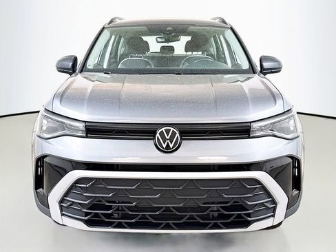 Used 2025 Volkswagen Taos S image 2