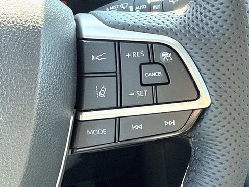 Used 2026 Toyota Sienna Platinum AWD/4WD image 24