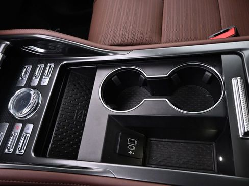 New 2026 Lincoln Nautilus Reserve AWD/4WD image 32