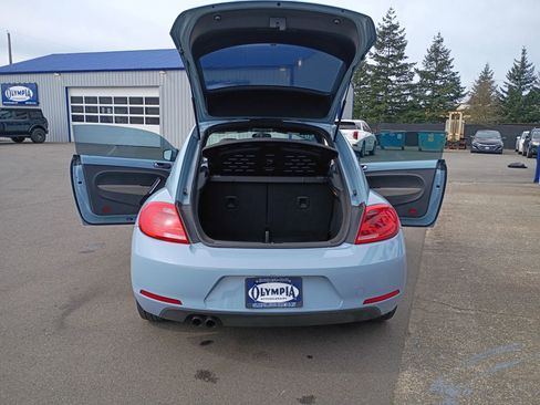Used 2013 Volkswagen Beetle 2.5 image 9